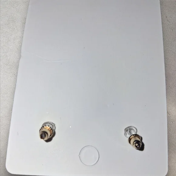 NWT Boutique Goldtone Herringbone Chain Ribbon Bow Earrings - Picture 4 of 4